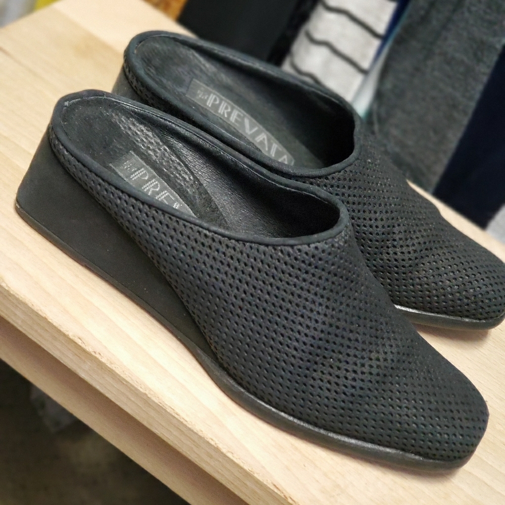 Prevata Mules Size 4